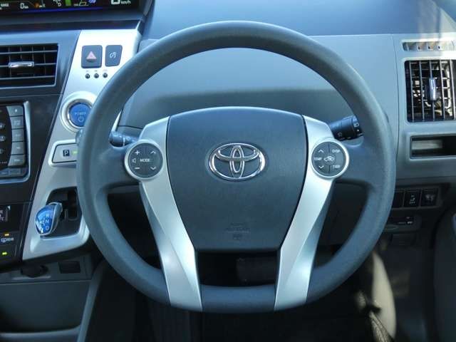 Toyota PRIUS ALPHA 2012-01 181549-9