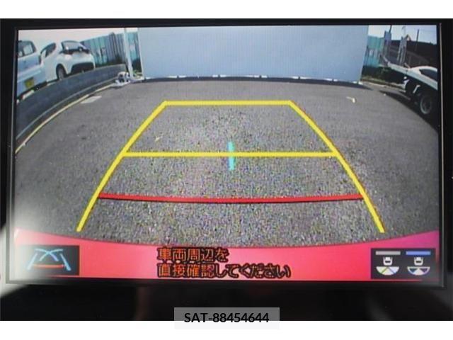 Toyota PRIUS 2021-06 350770-2