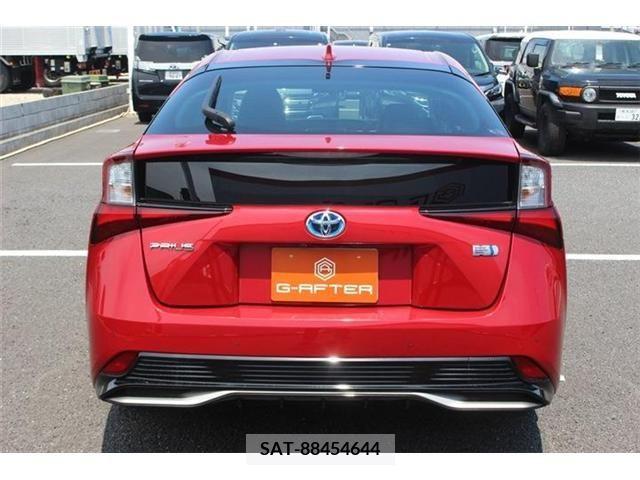 Toyota PRIUS 2021-06 350770-9