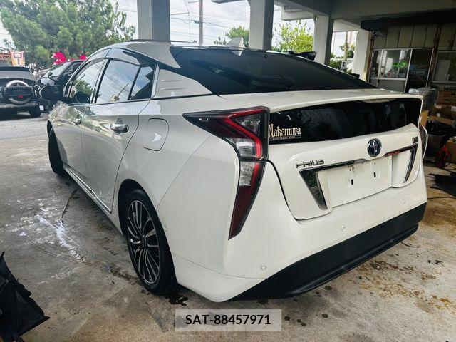 Toyota PRIUS 2016-03 328574-5