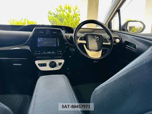 Toyota PRIUS 2016-03 328574-7