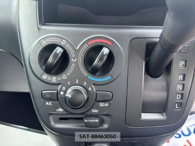 Suzuki SOLIO 2019-03 311302-8
