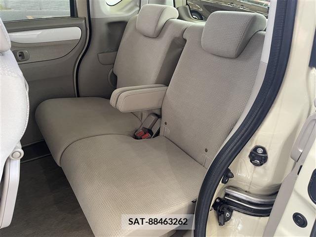 Honda N BOX 2017-05 278668-17