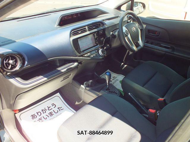 Toyota AQUA 2015-11 356215-10
