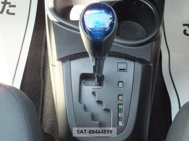 Toyota AQUA 2015-11 356215-22