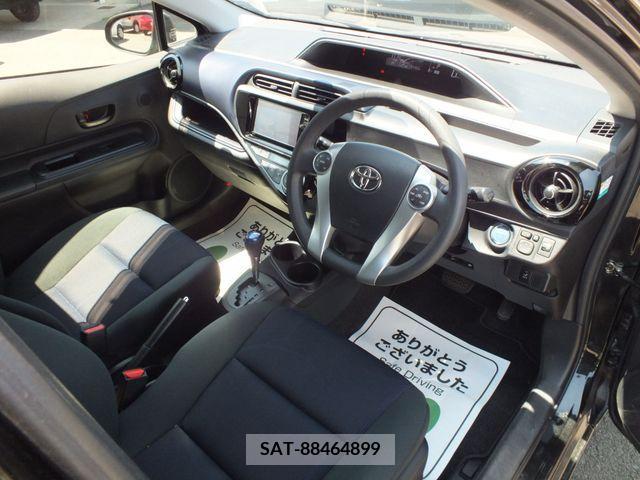 Toyota AQUA 2015-11 356215-9