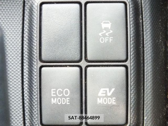Toyota AQUA 2015-11 356215-25