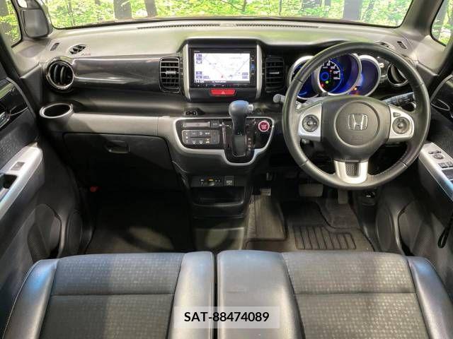 Honda N BOX CUSTOM 2016-05 279333-1