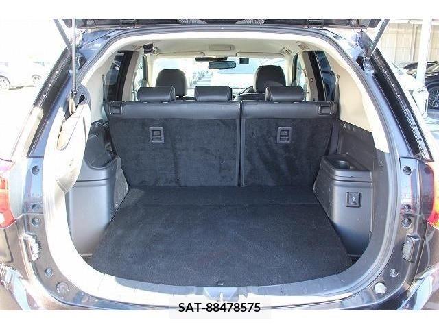 Mitsubishi OUTLANDER PHEV 2018-08 214185-18