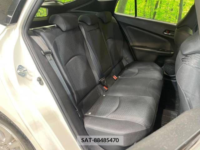 Toyota PRIUS 2017-01 366370-9