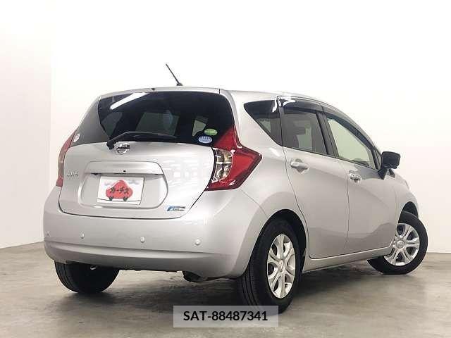 Nissan NOTE 2016-06 220847-2