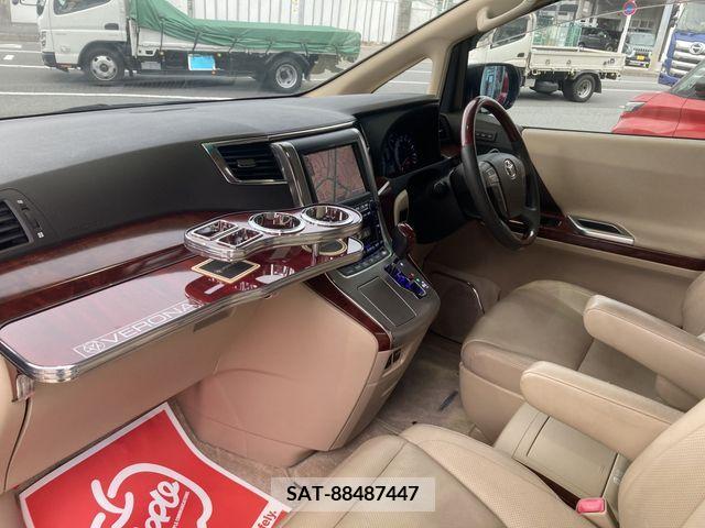 Toyota VELLFIRE 2010-12 288082-17