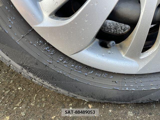 Mazda DEMIO 2015-05 235817-18