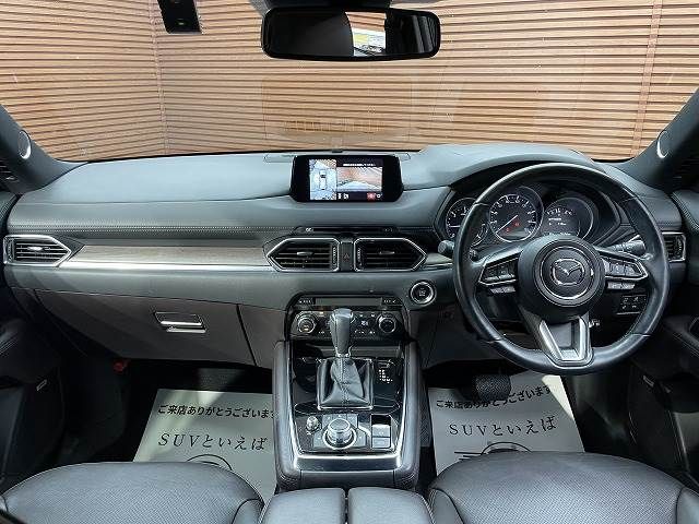 Mazda CX-8 2018-07 11279-1