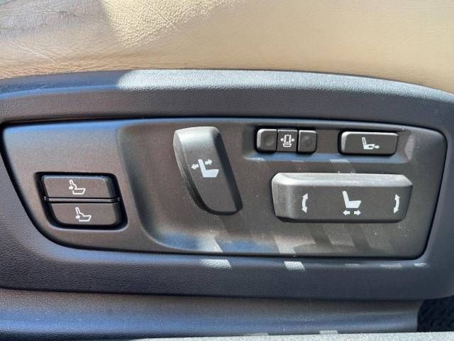 Lexus GS 2013-06 20610-5