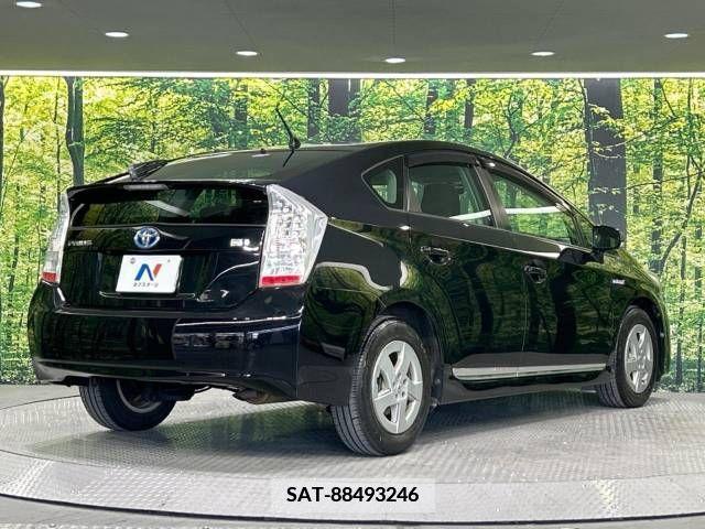 Toyota PRIUS 2011-08 366376-17