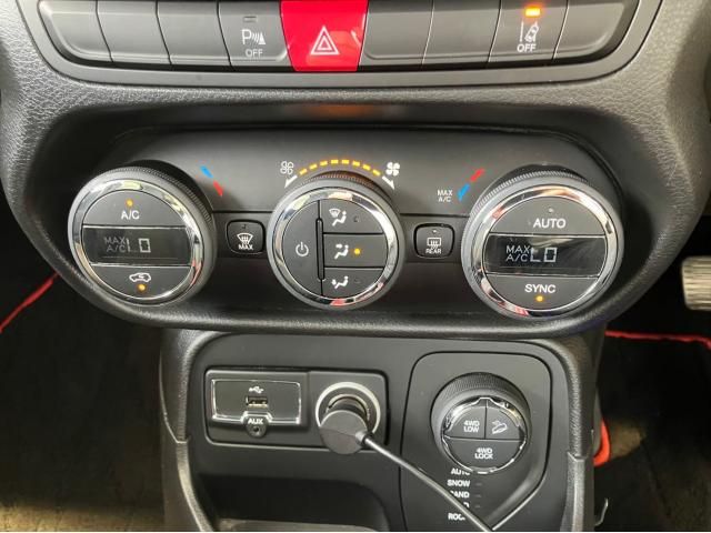 Jeep RENEGADE 2016-06 184845-6