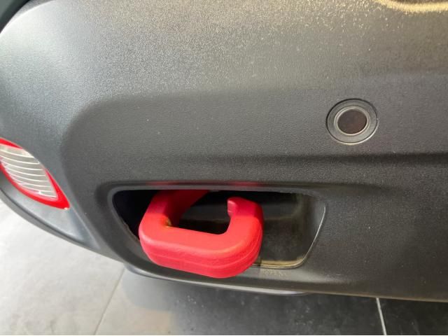 Jeep RENEGADE 2016-06 184845-28