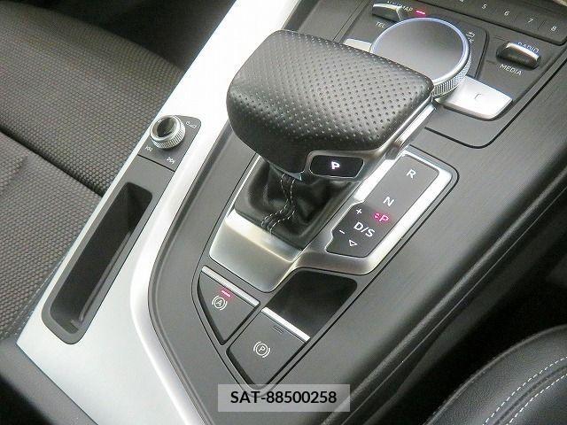 Audi A5 2018-11 372057-11