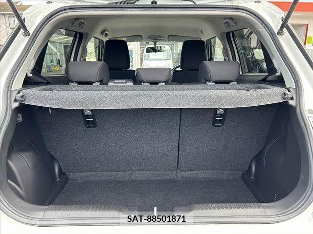 Suzuki SWIFT 2019-04 377033-19