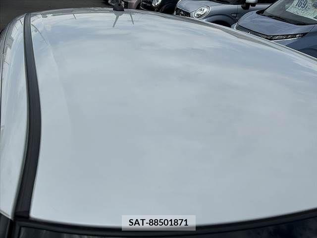 Suzuki SWIFT 2019-04 377033-29