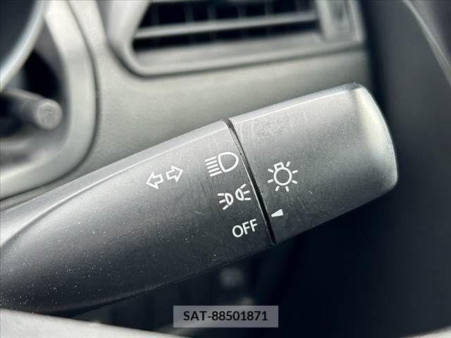 Suzuki SWIFT 2019-04 377033-5