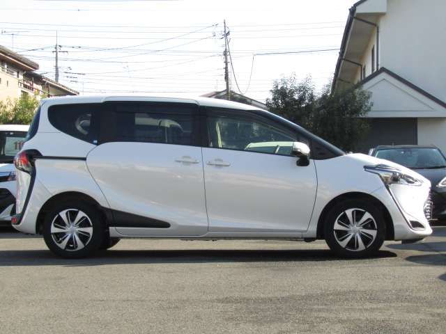 Toyota SIENTA 2020-10 191557-2