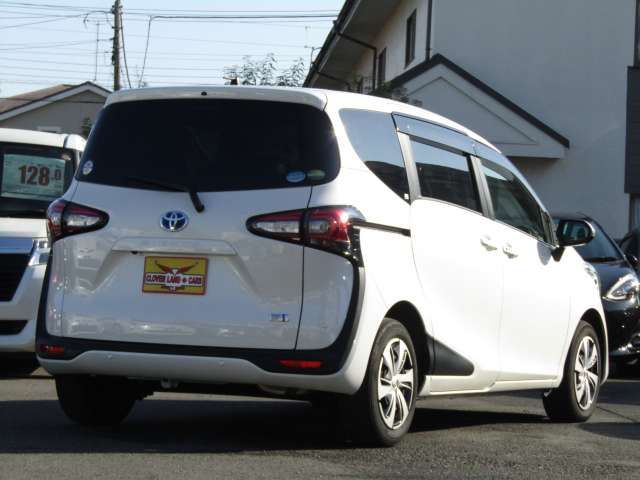 Toyota SIENTA 2020-10 191557-7