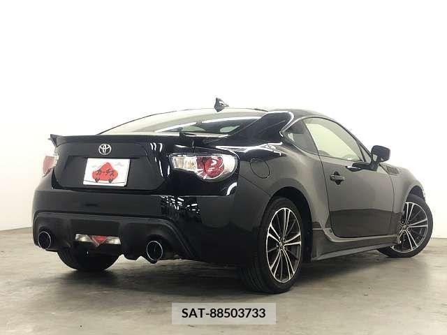 Toyota 86 2012-05 355238-2