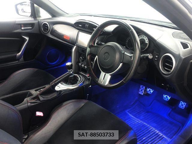 Toyota 86 2012-05 355238-1