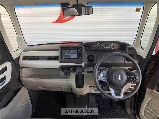 Honda N BOX 2018-10 278553-1