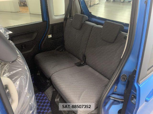 Suzuki SPACIA 2017-02 285546-18
