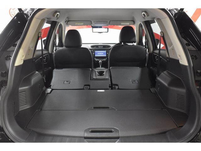 Nissan X-TRAIL 2018-10 27323-4