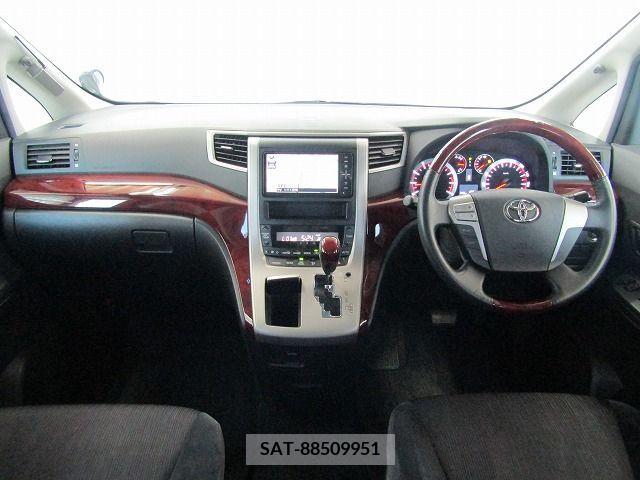 Toyota VELLFIRE 2011-09 299856-1