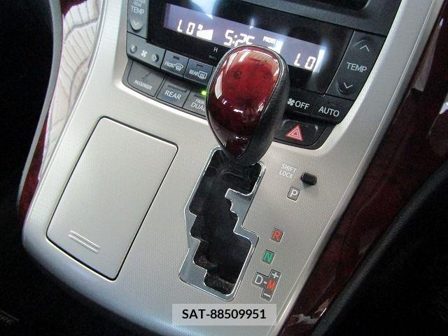 Toyota VELLFIRE 2011-09 299856-19