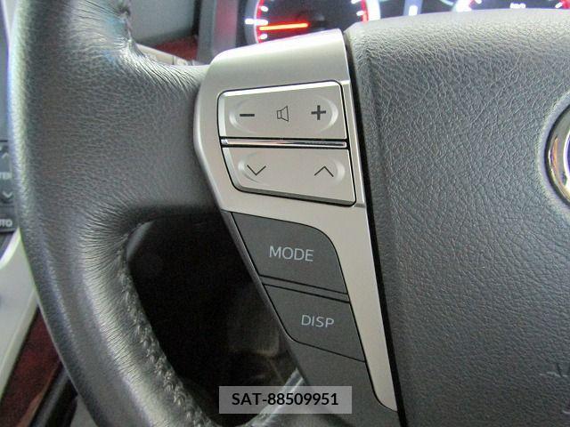 Toyota VELLFIRE 2011-09 299856-15