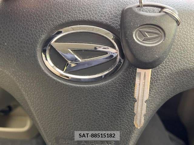Daihatsu MOVE 2013-09 309270-5