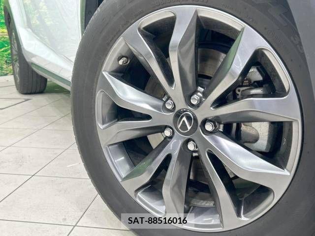 Lexus NX 2018-11 275716-13