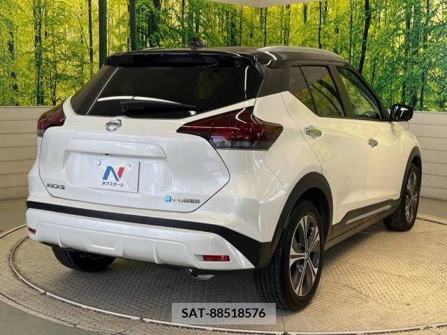 Nissan KICKS 2022-04 346376-17