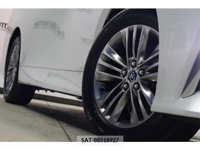 Toyota ALPHARD 2024-01 279778-9