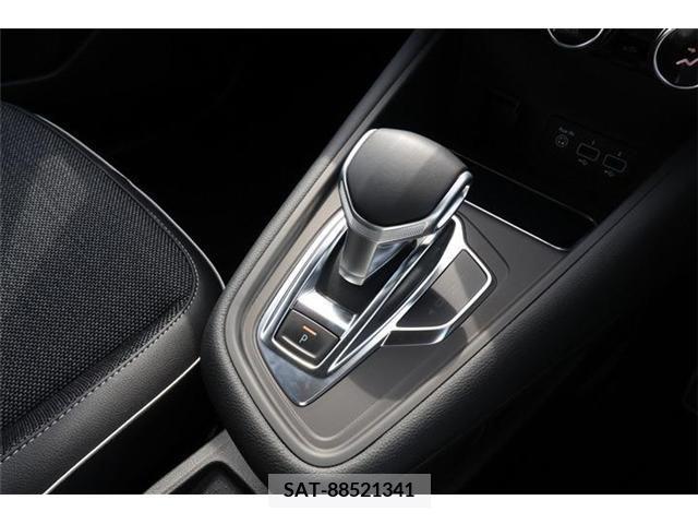 Renault CAPTUR 2023-08 317020-6