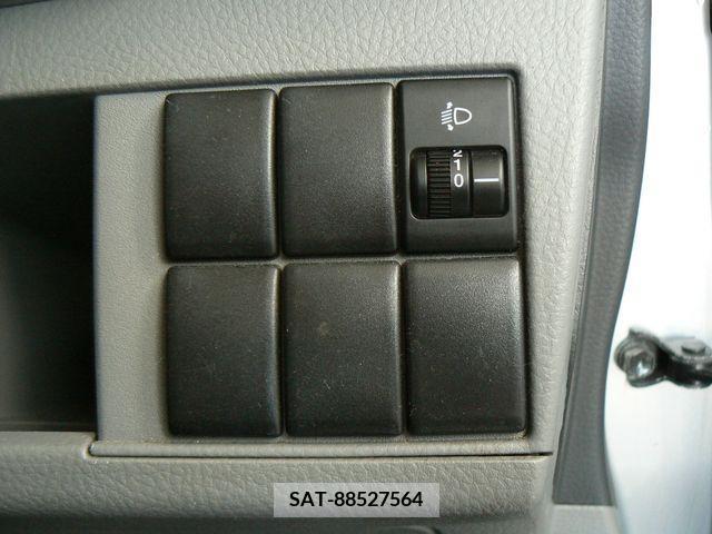 Suzuki WAGON R 2011-01 242659-11