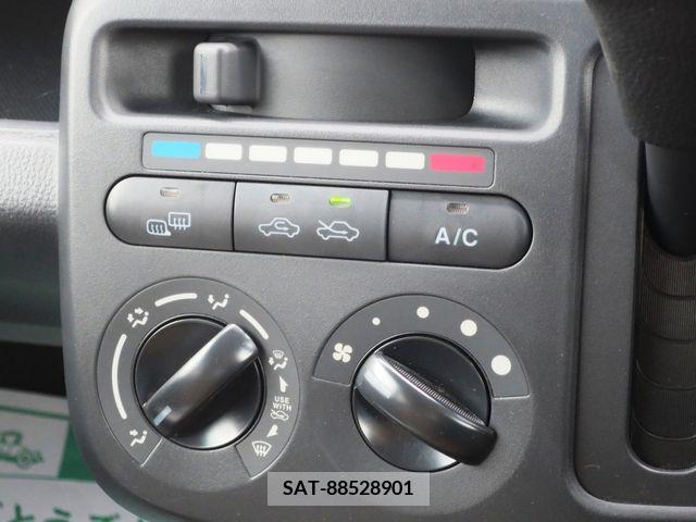Nissan MOCO 2013-06 298033-13