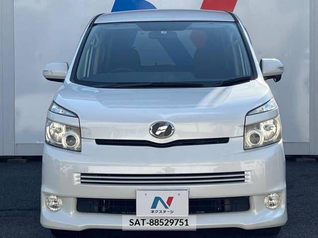 Toyota VOXY 2007-12 321289-13