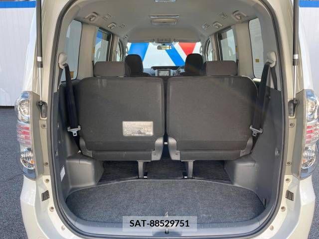 Toyota VOXY 2007-12 321289-10