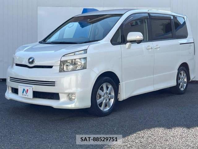 Toyota VOXY 2007-12 321289-18