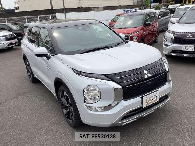 Mitsubishi OUTLANDER PHEV 2023-06 303896-6