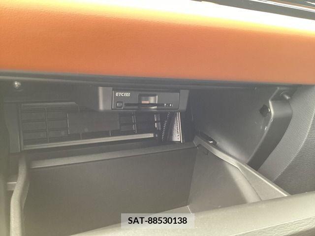 Mitsubishi OUTLANDER PHEV 2023-06 303896-5