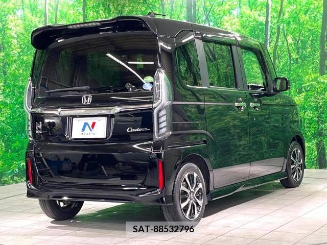 Honda N BOX CUSTOM 2019-01 330341-17