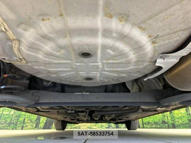 Nissan NOTE 2013-10 392959-18